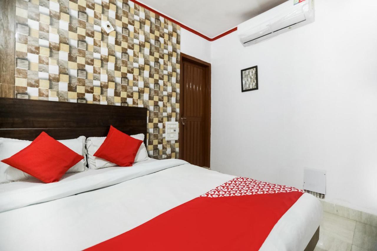 Oyo 69534 Hotel Nanda Tower Hanumāngarh Eksteriør billede